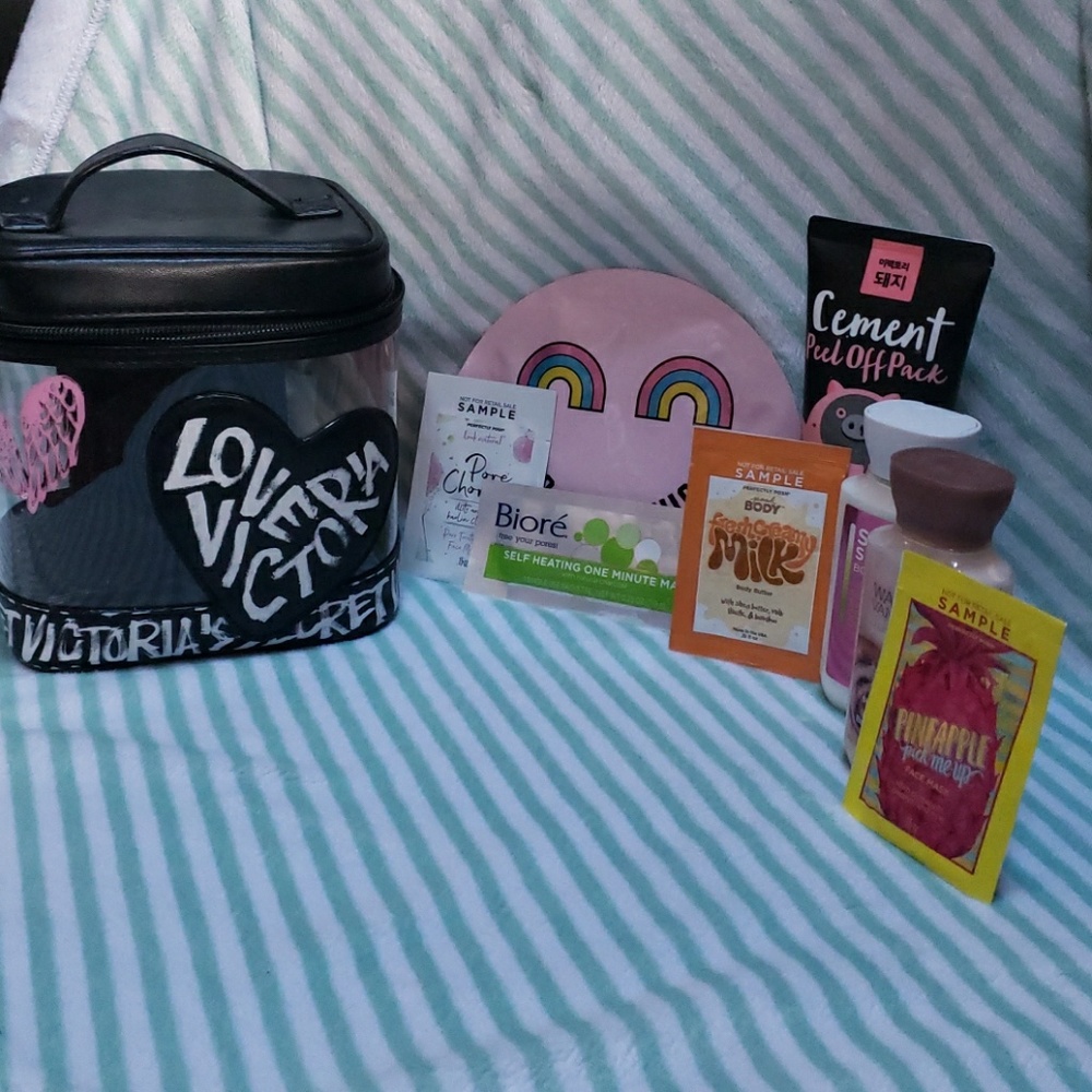 Victoria Secret makeup carrier